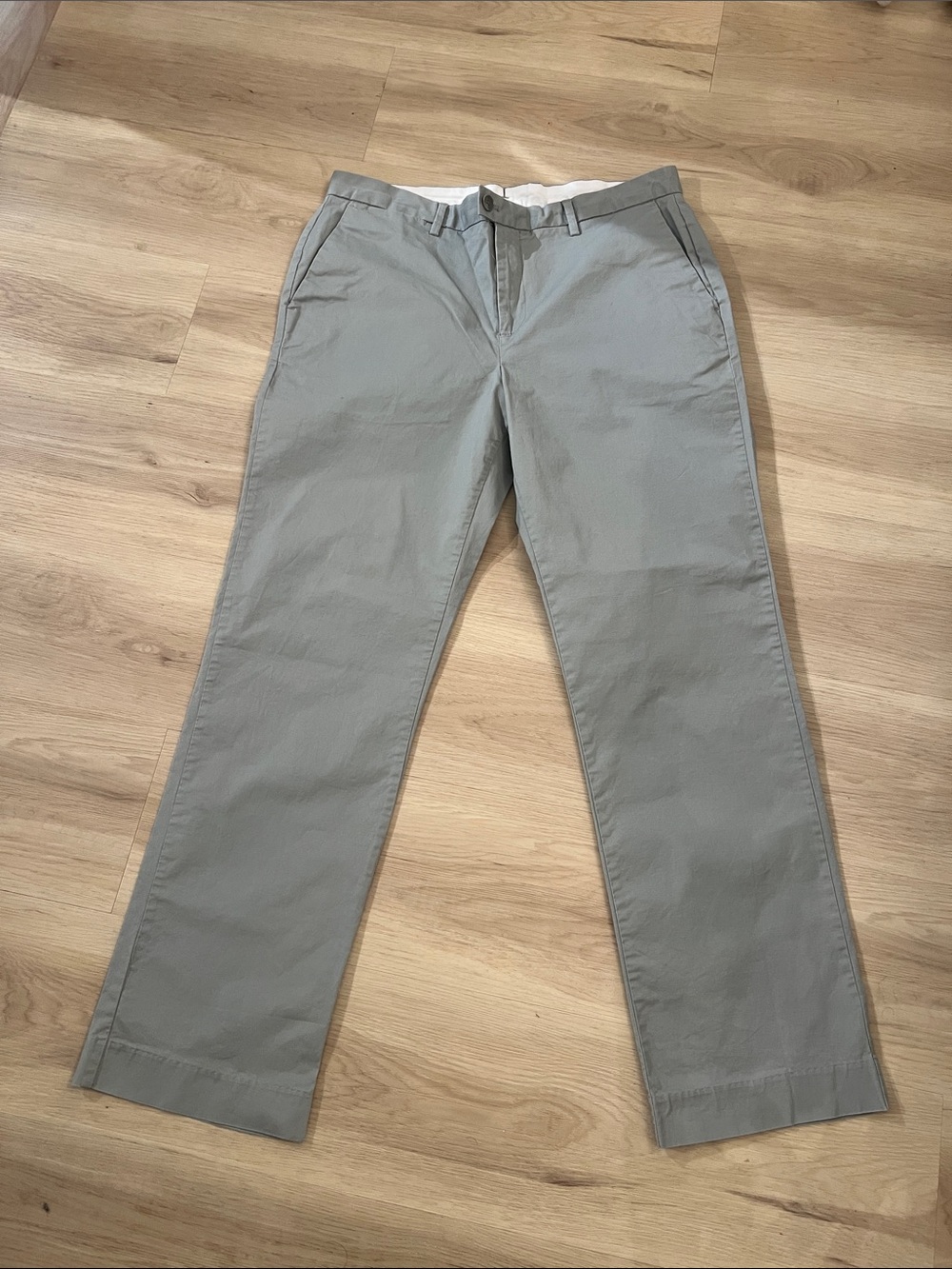 Calvin Klein Men's Light Gray Chino Pants